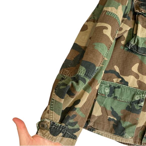 Vintage 70s US Army Brown Military Green Camo Button Up Cotton Jacket Sz Medium - Picture 11 of 16